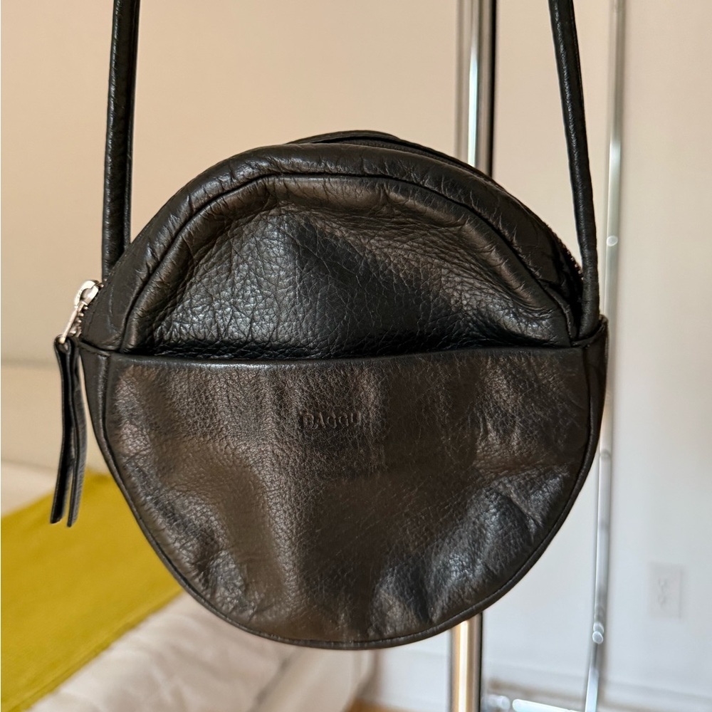 BAGGU Black Leather Crossbody Bag